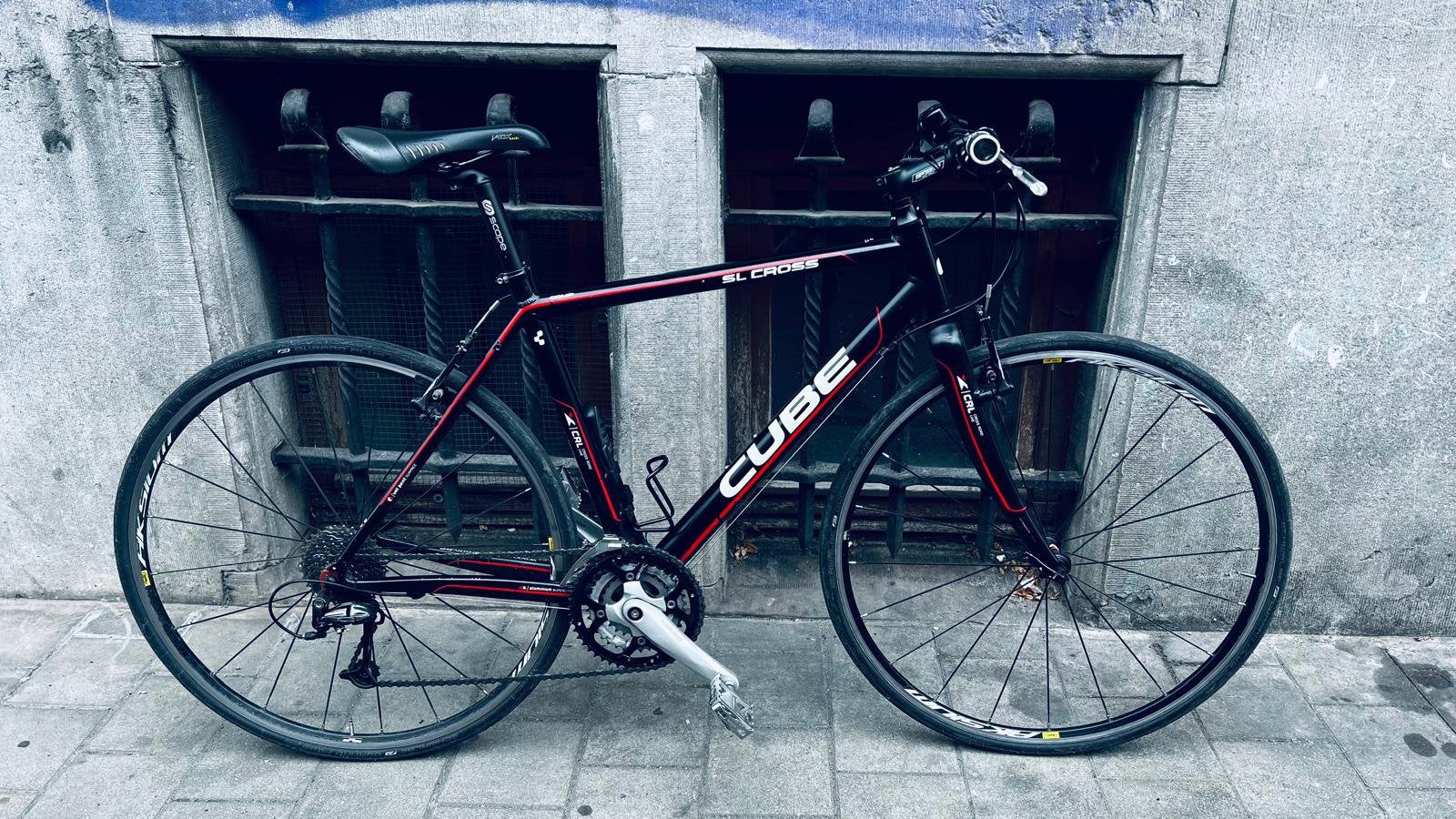 Cube aluminum bike, 28 inch, Zo goed als nieuw, Meer dan 20 versnellingen, Ophalen