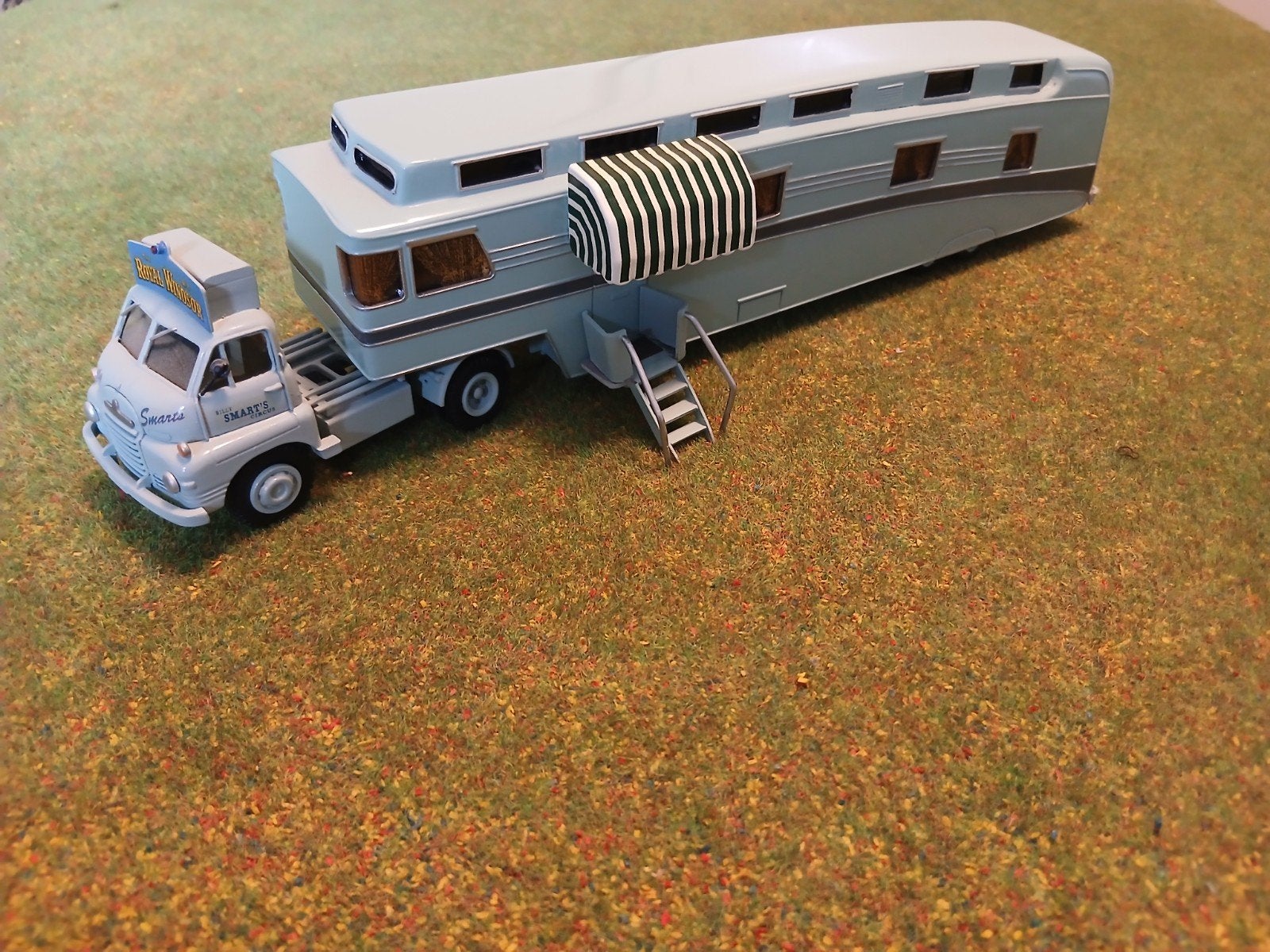 Woonwagen Circus Billy Smart, Ophalen of Verzenden, Zo goed als nieuw, Bus of Vrachtwagen, Overige merken