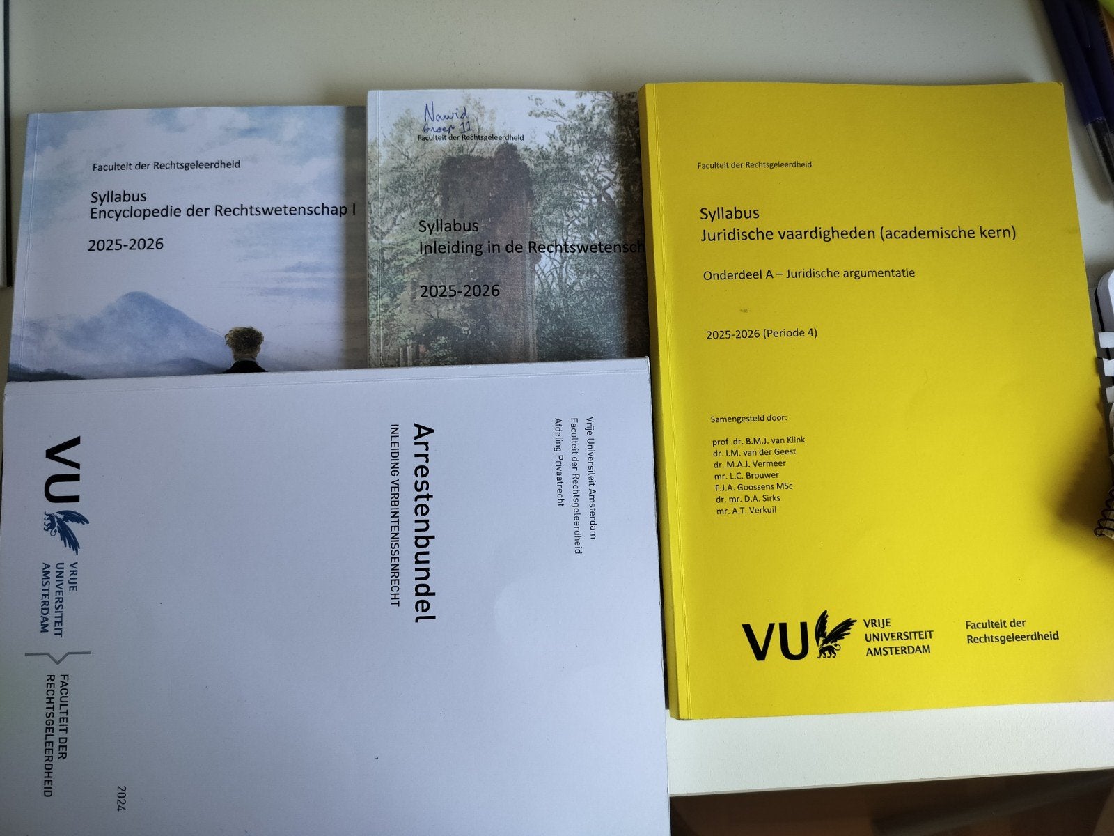 VU Rechten Syllabus & Arrestenbundel 2025-2026, Ophalen of Verzenden, Diverse auteurs VU, Gamma, WO