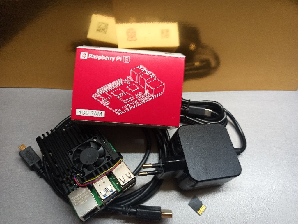 Raspberry PI5, 4GB Ram Starters Set, Computers en Software, Verzenden, DDR4, Raspberry pi5, Overige typen