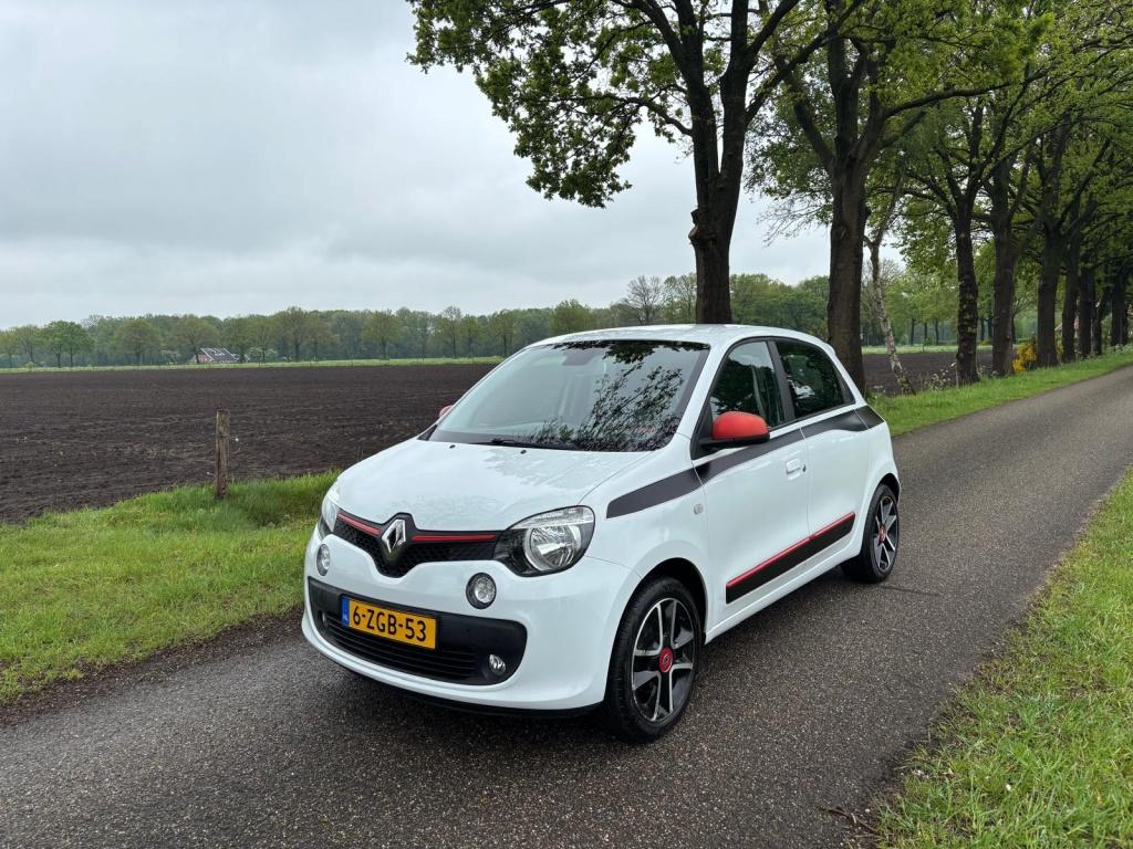Renault Twingo HEMELVAARTSDAG GEOPEND OP AFSPRAAK (bj 2015), Auto's, Renault, Keurmerk '100% Onderhouden', 898 cc, Twingo, Gebruikt
