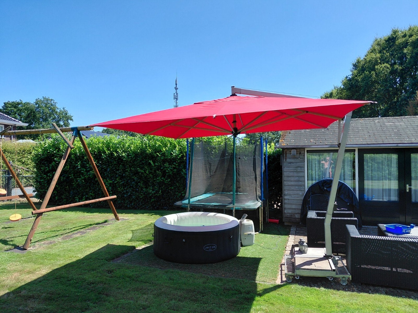 zweef parasol merk borek capri, Ophalen, Gebruikt, 3 tot 4 meter, Zweefparasol