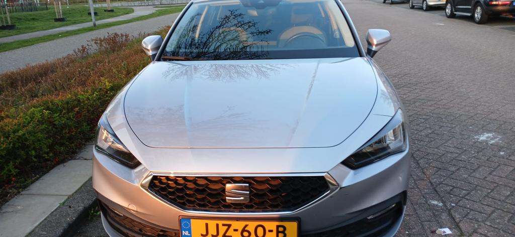 Seat Leon 1.0 TSI 90pk 2023 Grijs, Voorwielaandrijving, Leon, Stationwagon, Handgeschakeld