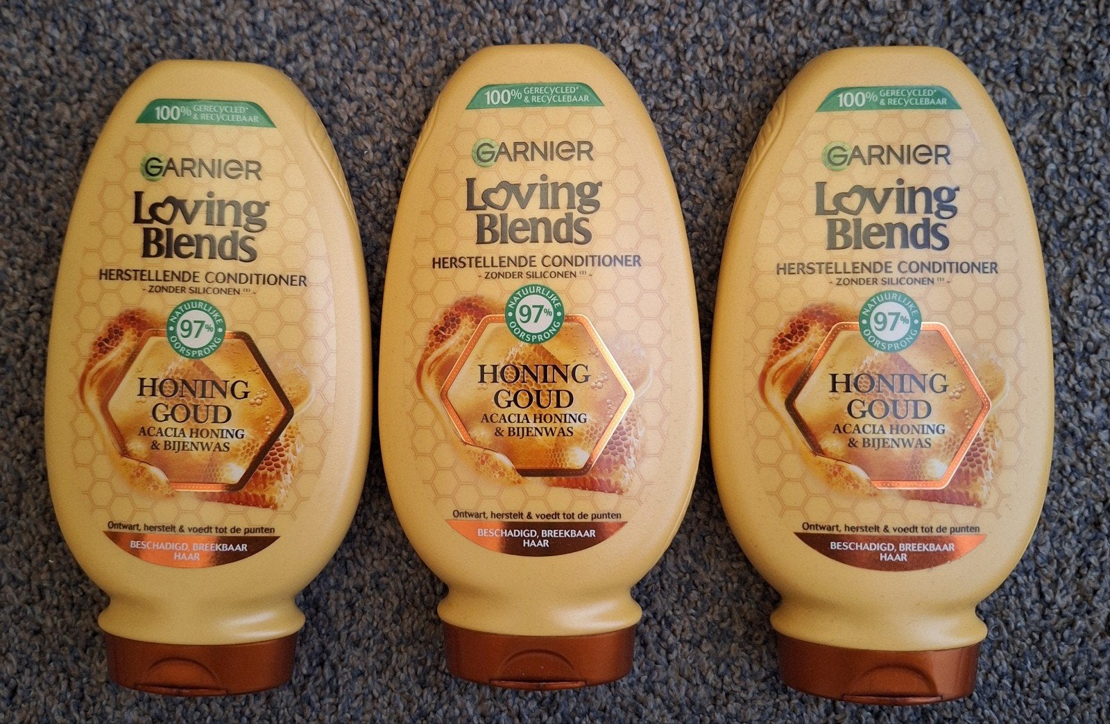 Loving Blends herstellende conditioner 3 stuks nieuw, Ophalen of Verzenden, Nieuw, Bad & Douche