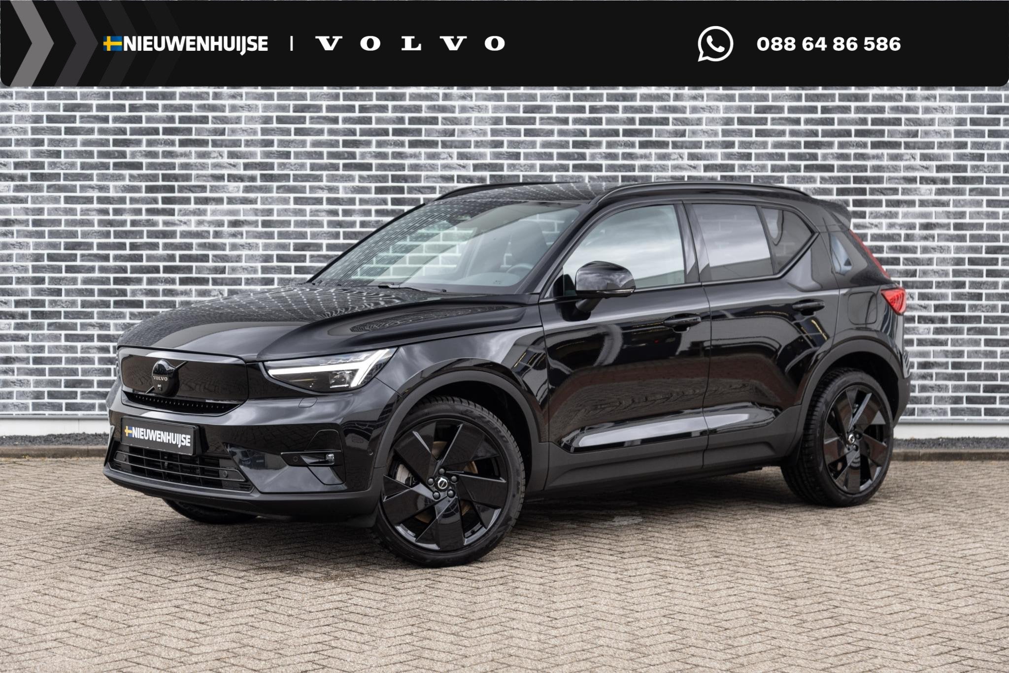 Volvo EX40 Single Motor Extended Range Plus Black Ed. 82 kWh, Auto's, Gebruikt, Zwart, 1975 kg, SUV of Terreinwagen