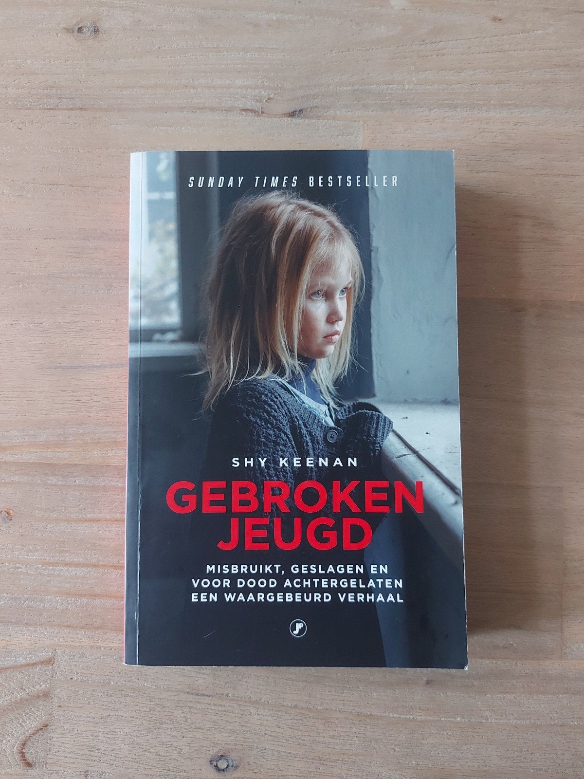 Shy Keenan - Gebroken jeugd, Ophalen of Verzenden, Gelezen, Shy Keenan
