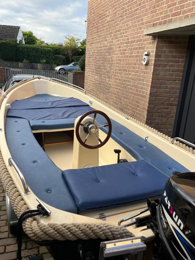 Sloepje Corsiva 430 Classic met Trailer, Consoleboot, Gebruikt, 5 m, 2 m