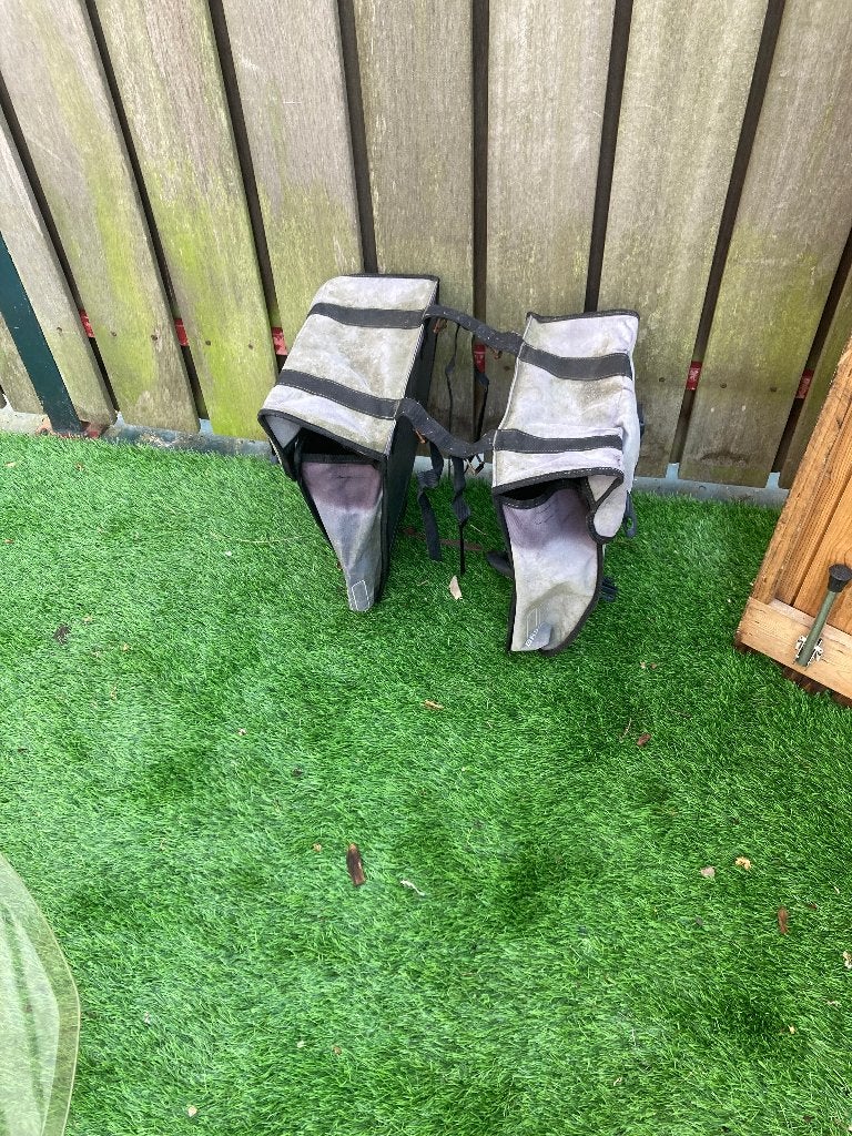 Fiets tas-Moet nu weg, Fietsen en Brommers, Fietsaccessoires | Fietstassen, Ophalen, Gebruikt