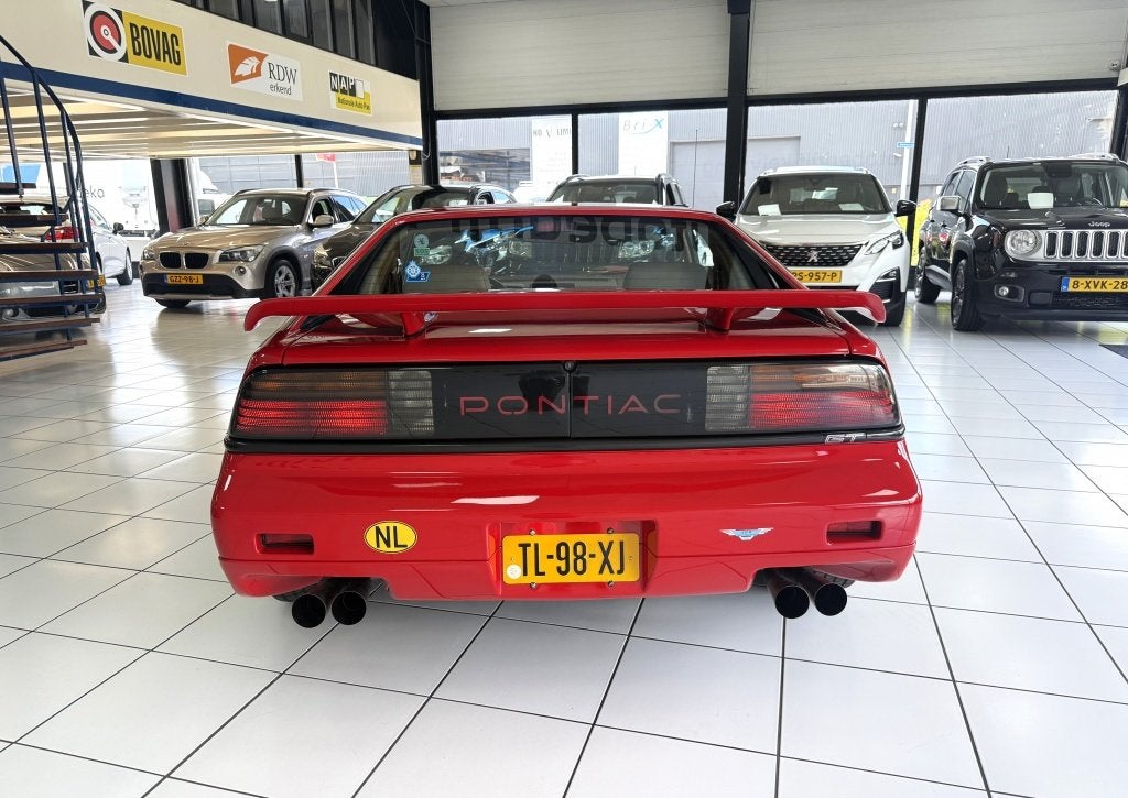 Pontiac Fiero 2.8 GT Airco (bj 1988), Auto's, Achterwielaandrijving, Bedrijf, Handgeschakeld, 2835 cc