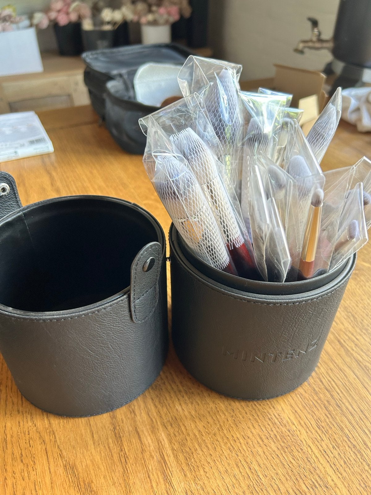 Mintenz make-up kwastenset met box nieuw!, Gehele gezicht, Nieuw, Ophalen of Verzenden, Toebehoren