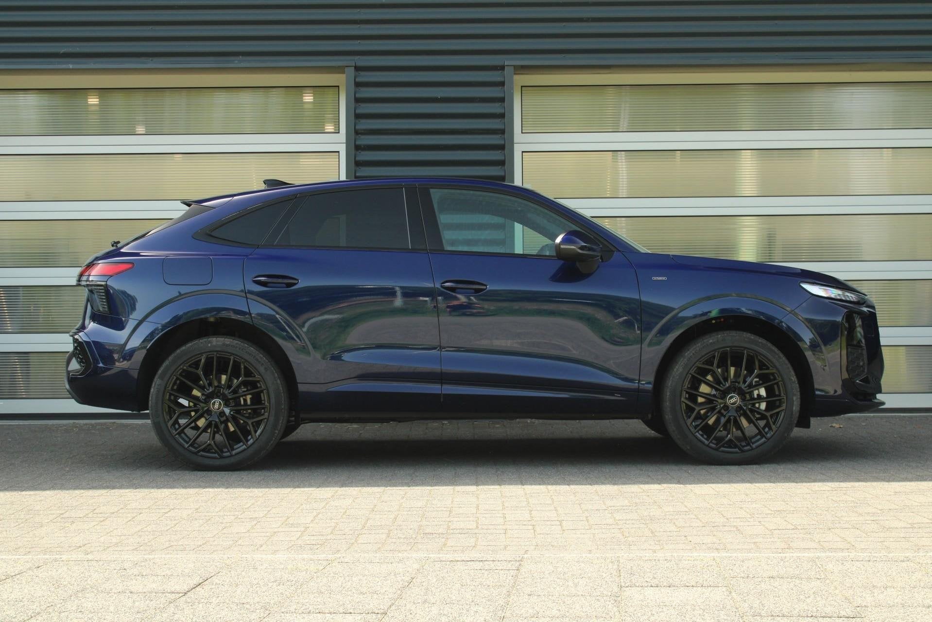 Audi Q3 Sportback 1.5 e-hybrid 272pk S edition | 20" Velgen, Auto's, Audi, 12 maanden, 1800 kg, 1498 cc, 4 cilinders