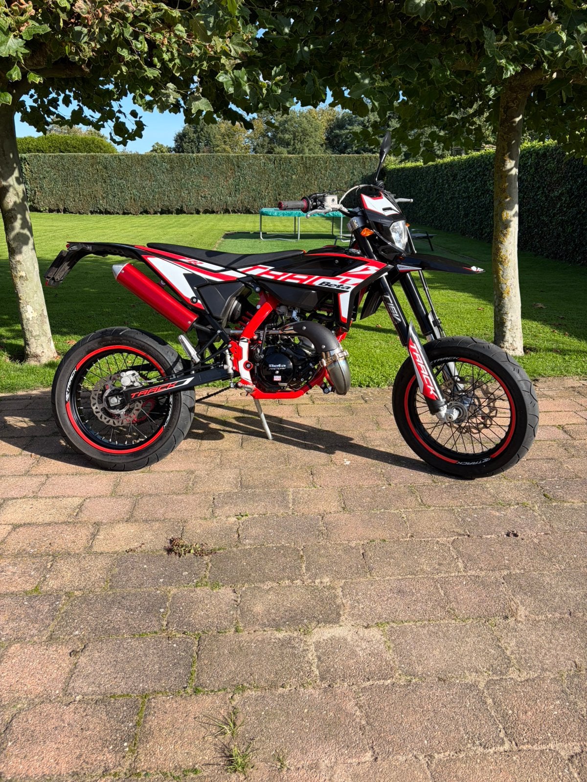 Beta rr50 motard track 2025 schakelbrommer, Ophalen, 6 versnellingen, Maximaal 45 km/u, Zo goed als nieuw