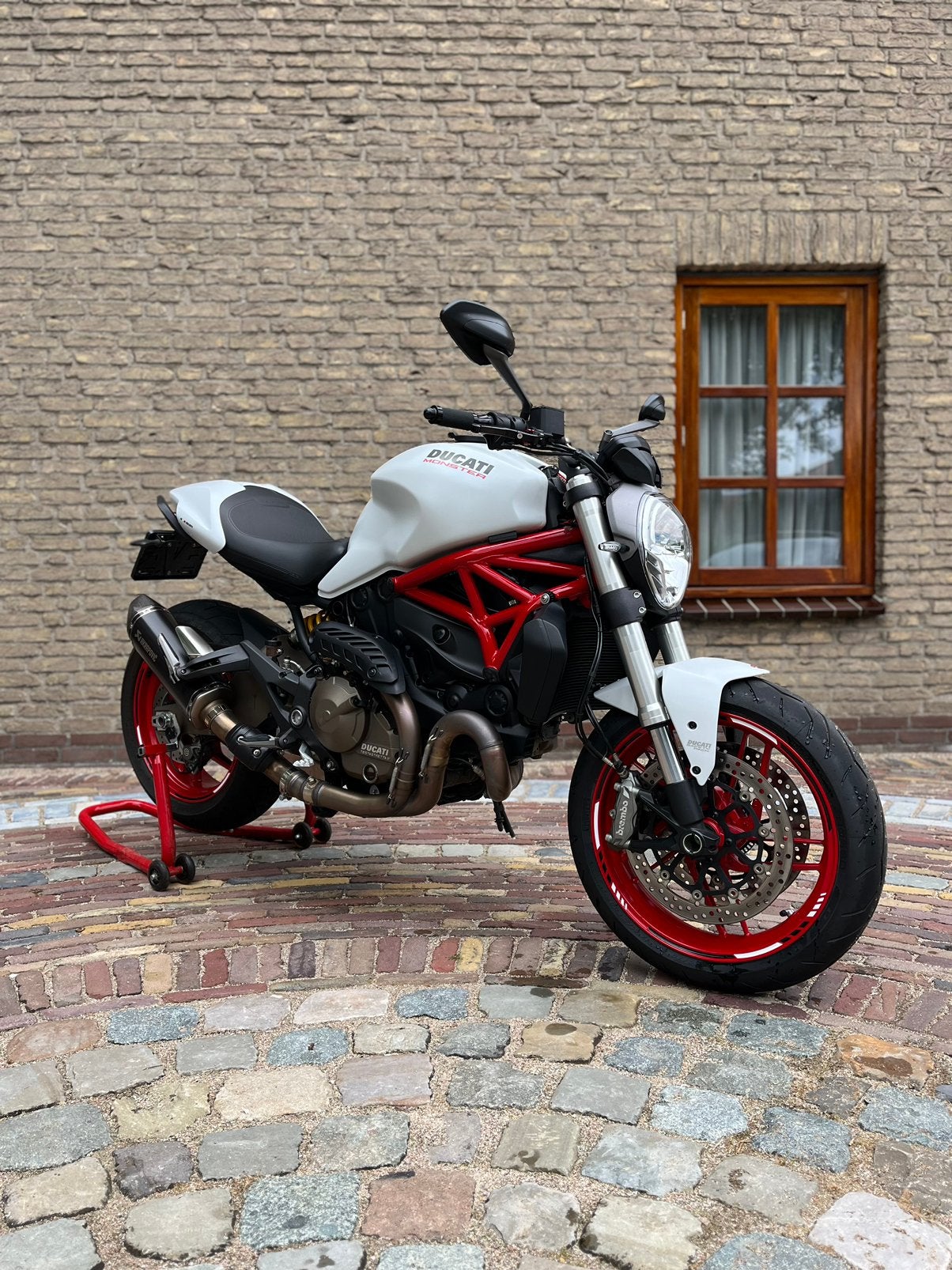 Ducati Monster 821 35KW A2, 2 cilinders, Occasion, Particulier, Minimaal motorrijbewijs A2