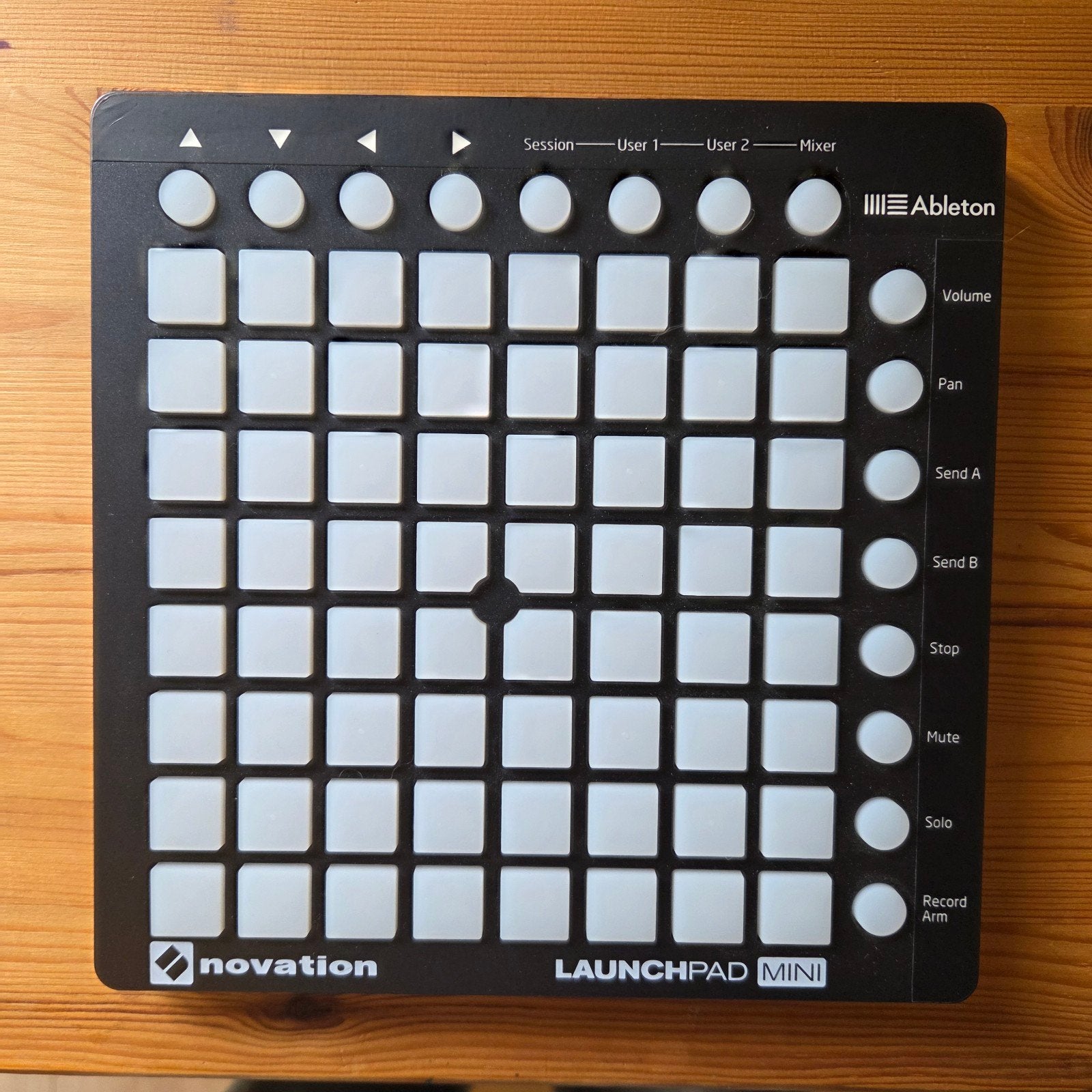 Novation Launchpad Mini MIDI Controller voor Ableton Live, Muziek en Instrumenten, Ophalen, Novation, Overige aantallen, Zo goed als nieuw