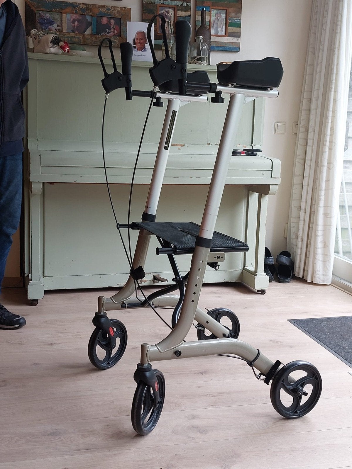 arm ondersteunend lopen...hoge schaaldelen., Ophalen of Verzenden, Lichtgewicht, Gebruikt