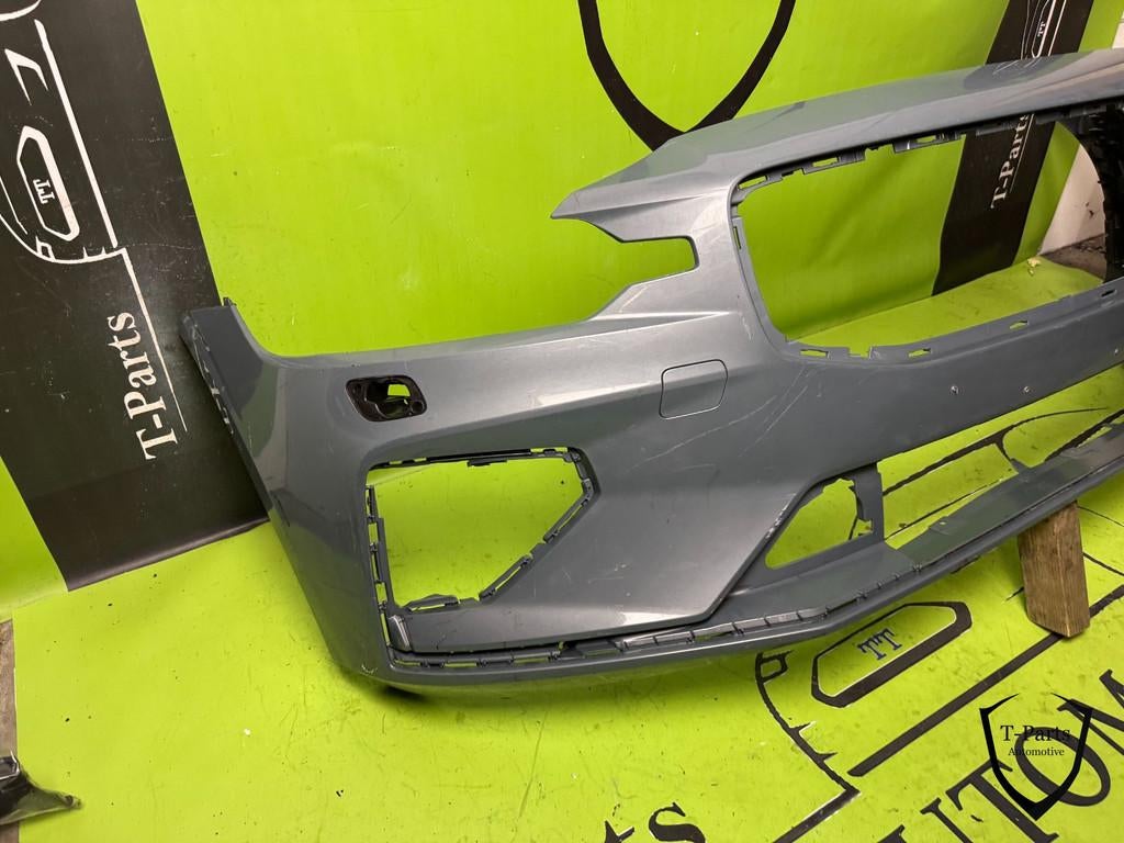 Volvo V60 S60 R design voorbumper origineel 2016+, Auto-onderdelen, Gebruikt, Gunnar Engellaus vag 8
405 31  Gothenburg, SE, Voor