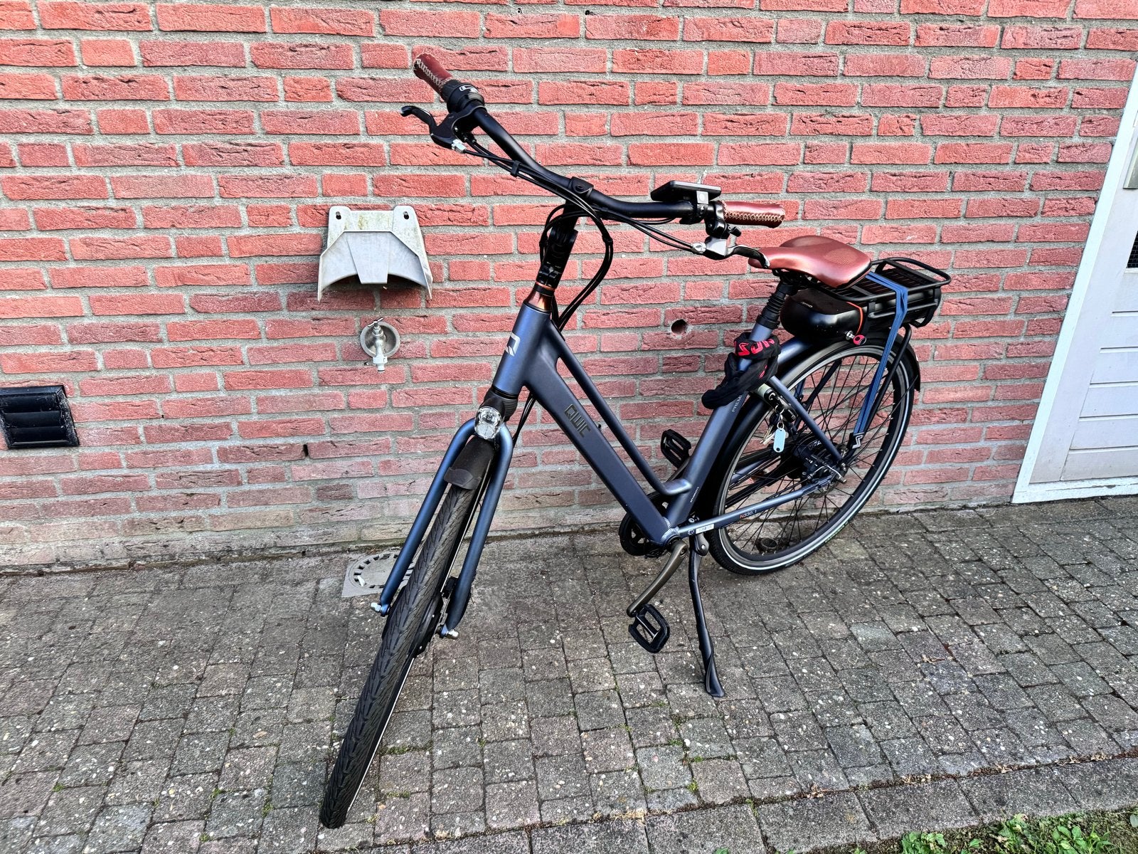 QWIC N330.1 Dames Fiets - Zo goed als nieuw accu probleem, Ophalen, Qwic, Zo goed als nieuw, 51 tot 55 cm