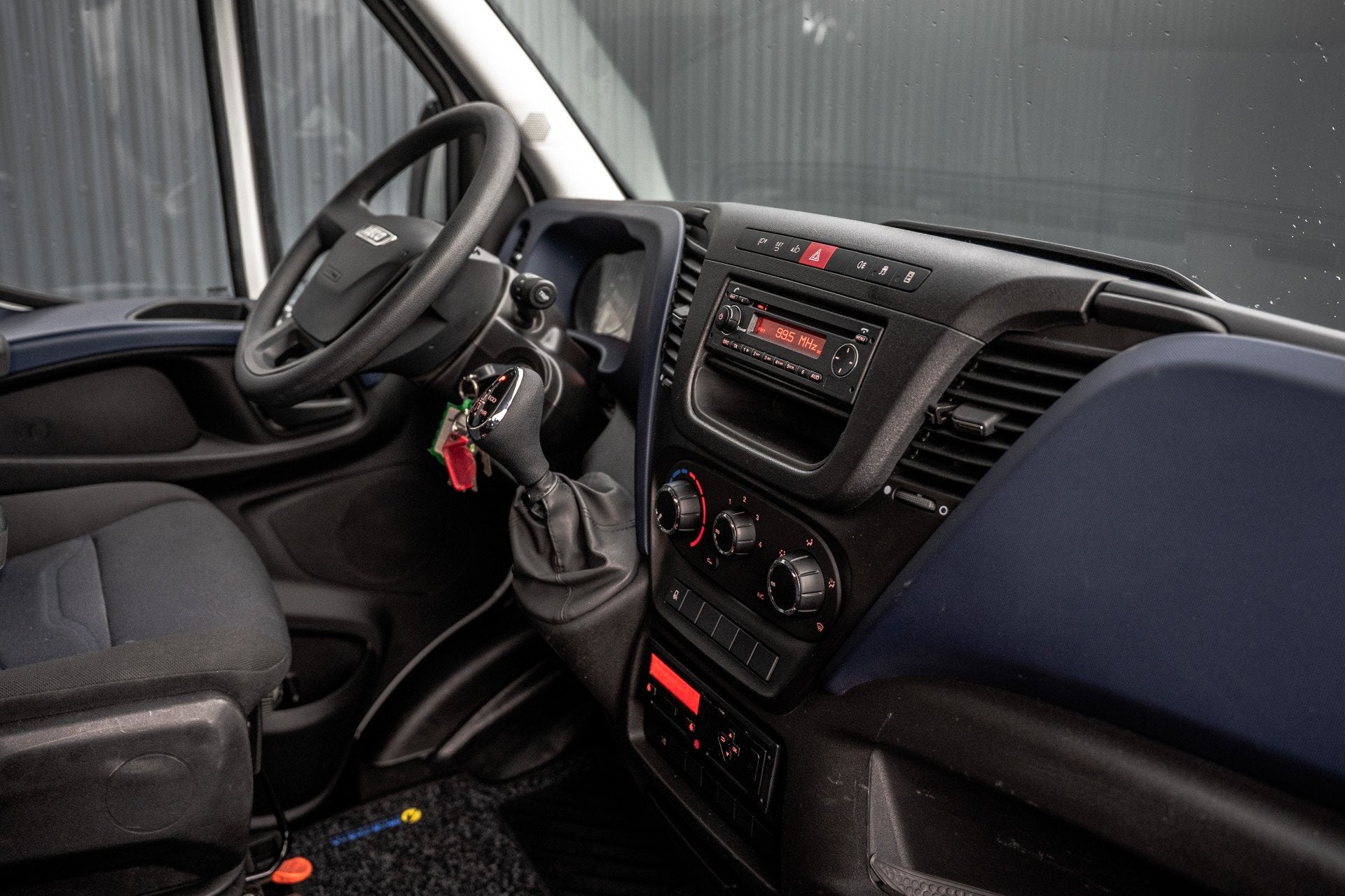 Iveco Daily 40C18 3.0L 180PK | Camperkandidaat | 1ste Eigena, Automaat, Dealer onderhouden, Gebruikt, 4 cilinders