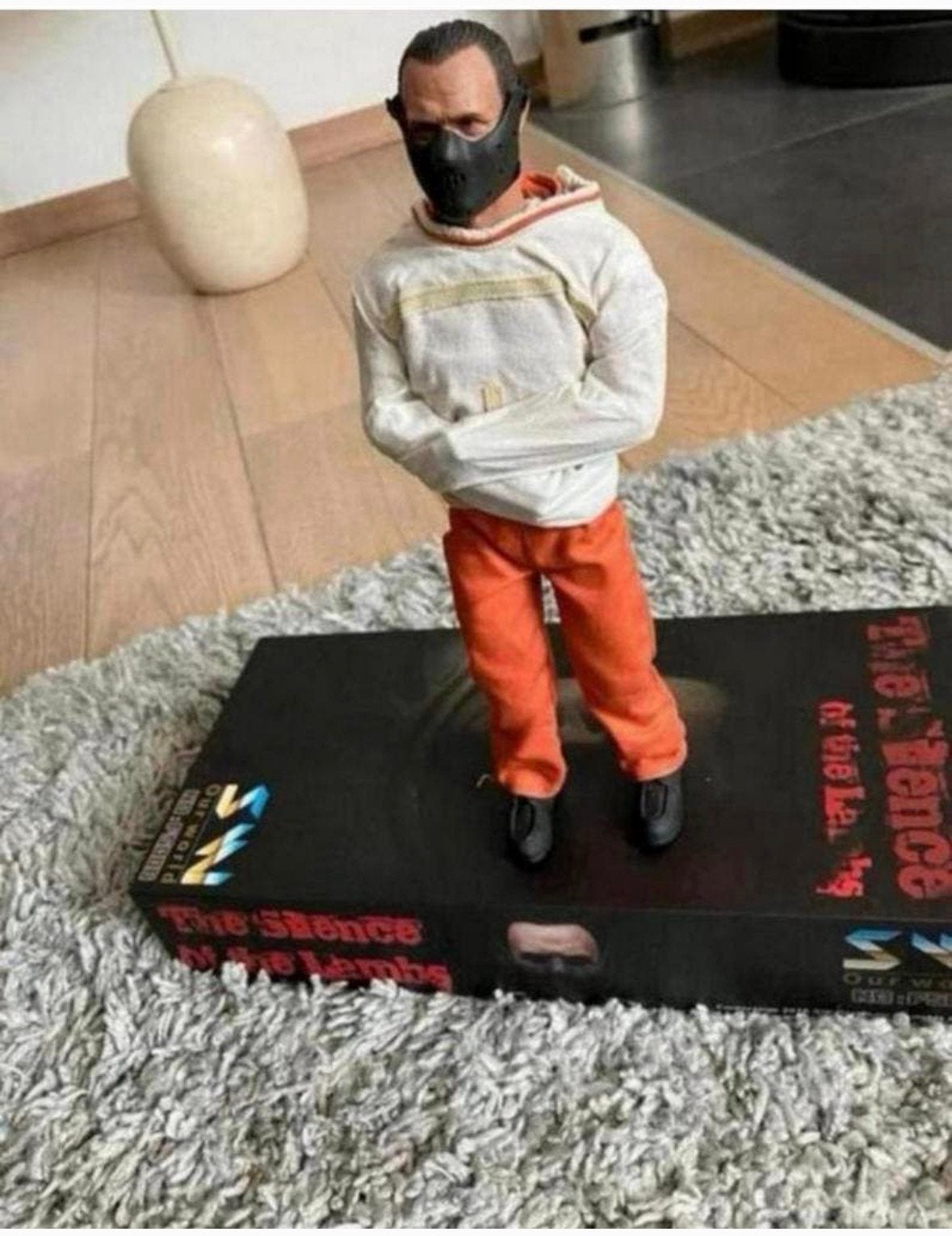 1/6 figuur Hannibal Lecter - SW Our World, Verzamelen, Ophalen of Verzenden, Zo goed als nieuw, Actiefiguur of Pop