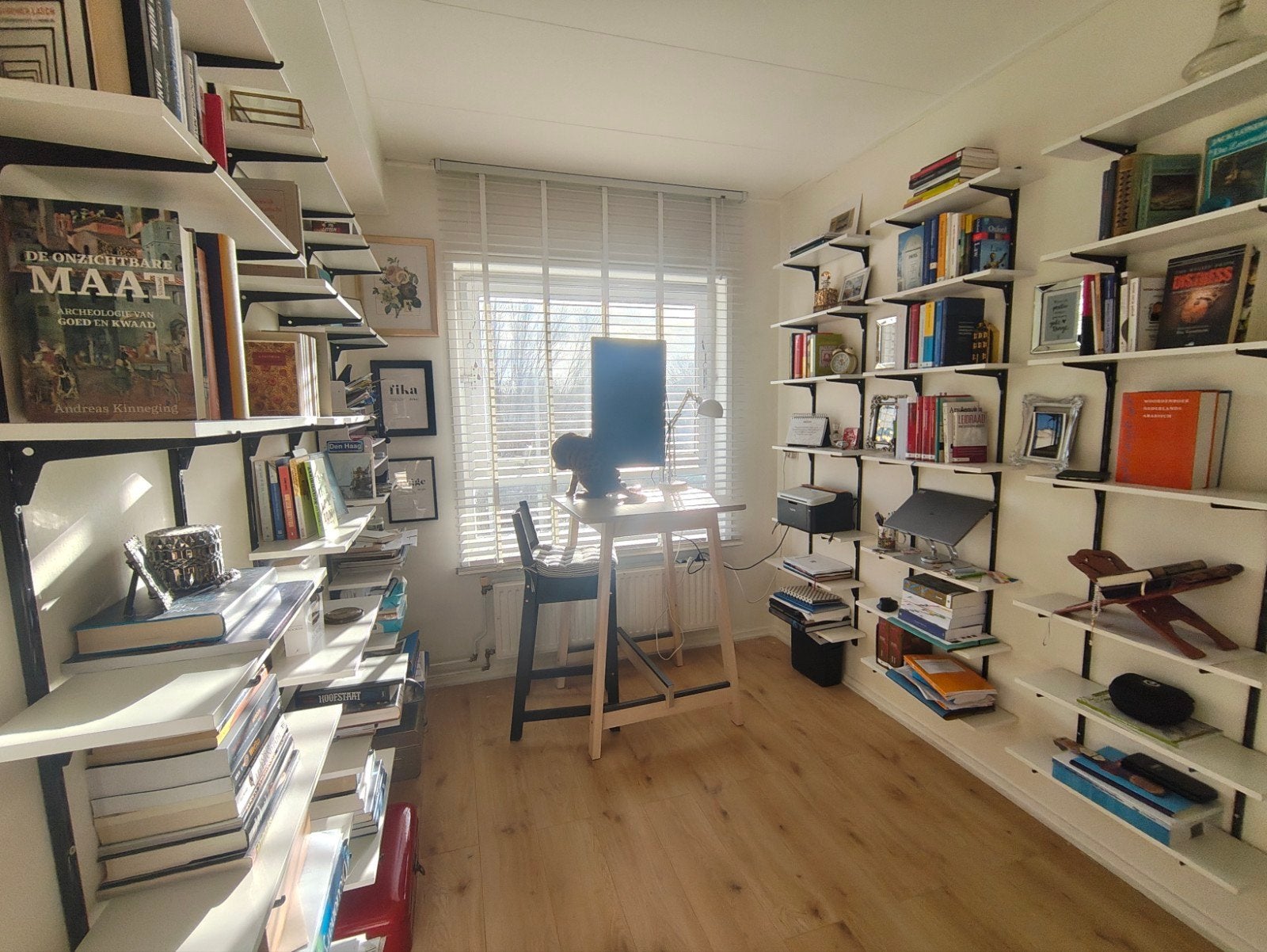 Boekenkast Boekenplanken planken stellingkast wandkast, Ophalen, Zo goed als nieuw