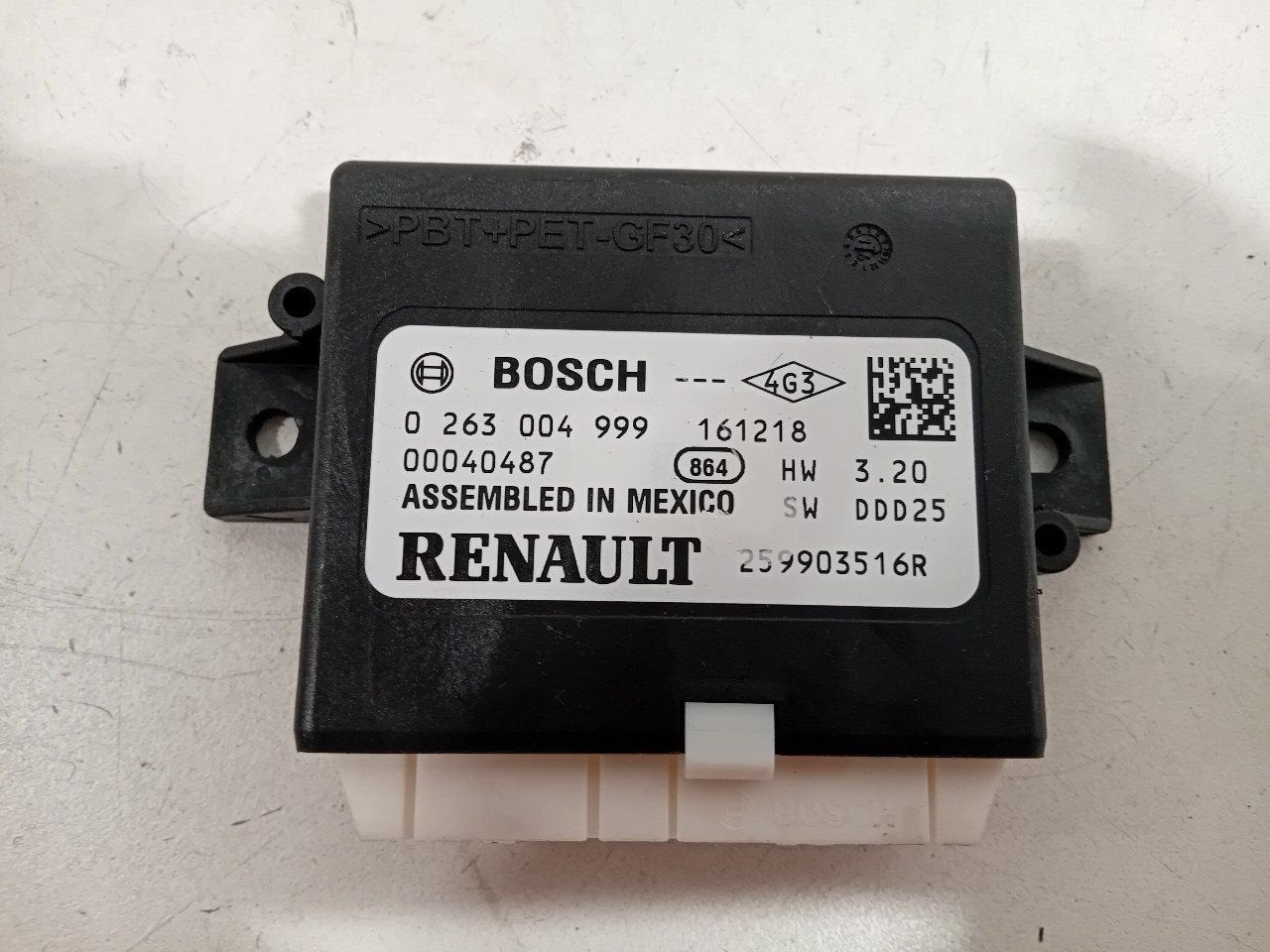 Computer park distance control Renault Scénic, Onderdelen@venauto.nl, Van der Ven Autorecycling B.V., Gebruikt, Ettenseweg 76, 4706 PB Roosendaal, The Netherlands