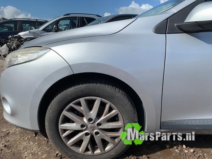 Scherm links-voor van een Renault Megane, Gebruikt, -, Renault, -