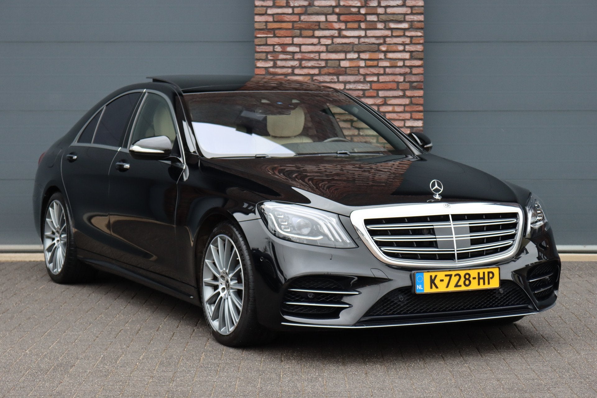 Mercedes-Benz S-Klasse 560 AMG Line Premium | V8 | Active Bo, Auto's, Mercedes-Benz, Automaat, Achterwielaandrijving, Gebruikt