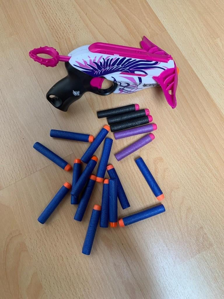 Nerf Rebelle, Ophalen of Verzenden, Zo goed als nieuw