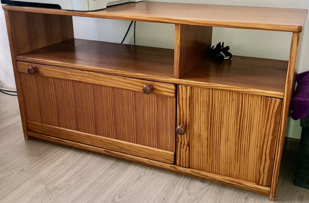 Lage grenen kast met 4 vakken - GRATIS AF TE HALEN, Ophalen, Gebruikt, 50 tot 100 cm, Met deur(en)