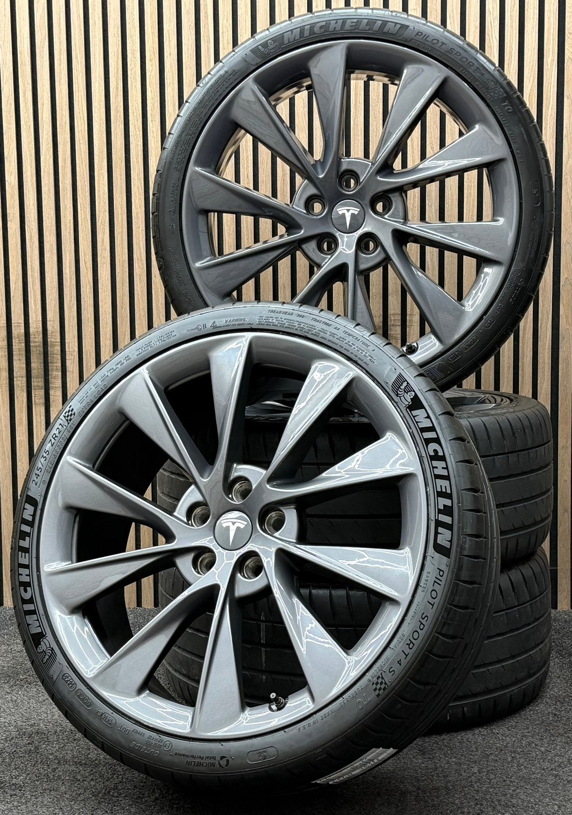 Originele 21 inch Tesla Model S Twin Turbine 5x120 Michelin, Ophalen, 245 mm, ., Banden en Velgen
