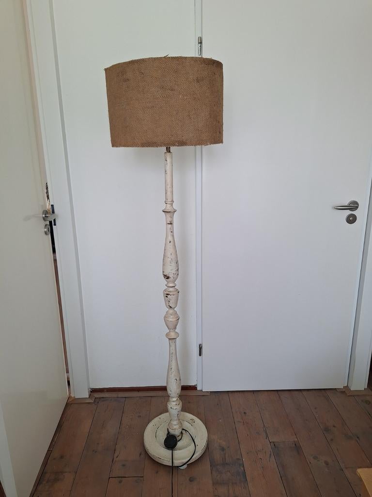 Landelijke stalamp met jute kap, Huis en Inrichting, Lampen | Vloerlampen, Ophalen, Minder dan 100 cm