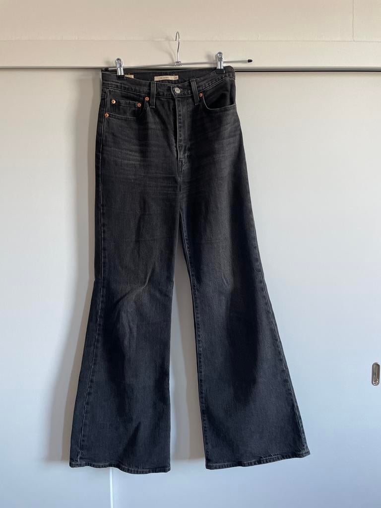 Levi's Ribcage Bell Jeans - Zwart - Maat 27, Ophalen of Verzenden, Zo goed als nieuw, Zwart, W27 (confectie 34) of kleiner