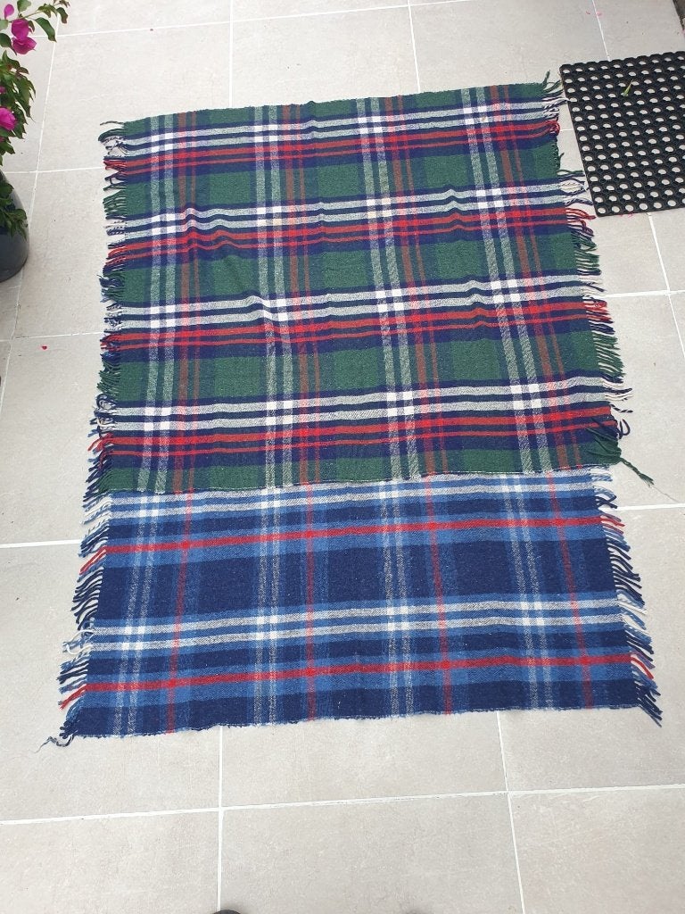 2 picknick plaids, Huis en Inrichting, Woonaccessoires | Plaids en Woondekens, Wasbaar, 130 cm, 130 cm, Ophalen of Verzenden