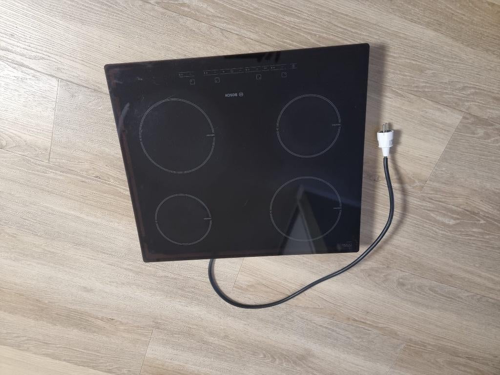 Defecte Bosch inductie kookplaat, Witgoed en Apparatuur, Kookplaten, Ophalen, 4 kookzones, Energieklasse A of zuiniger, Inbouw