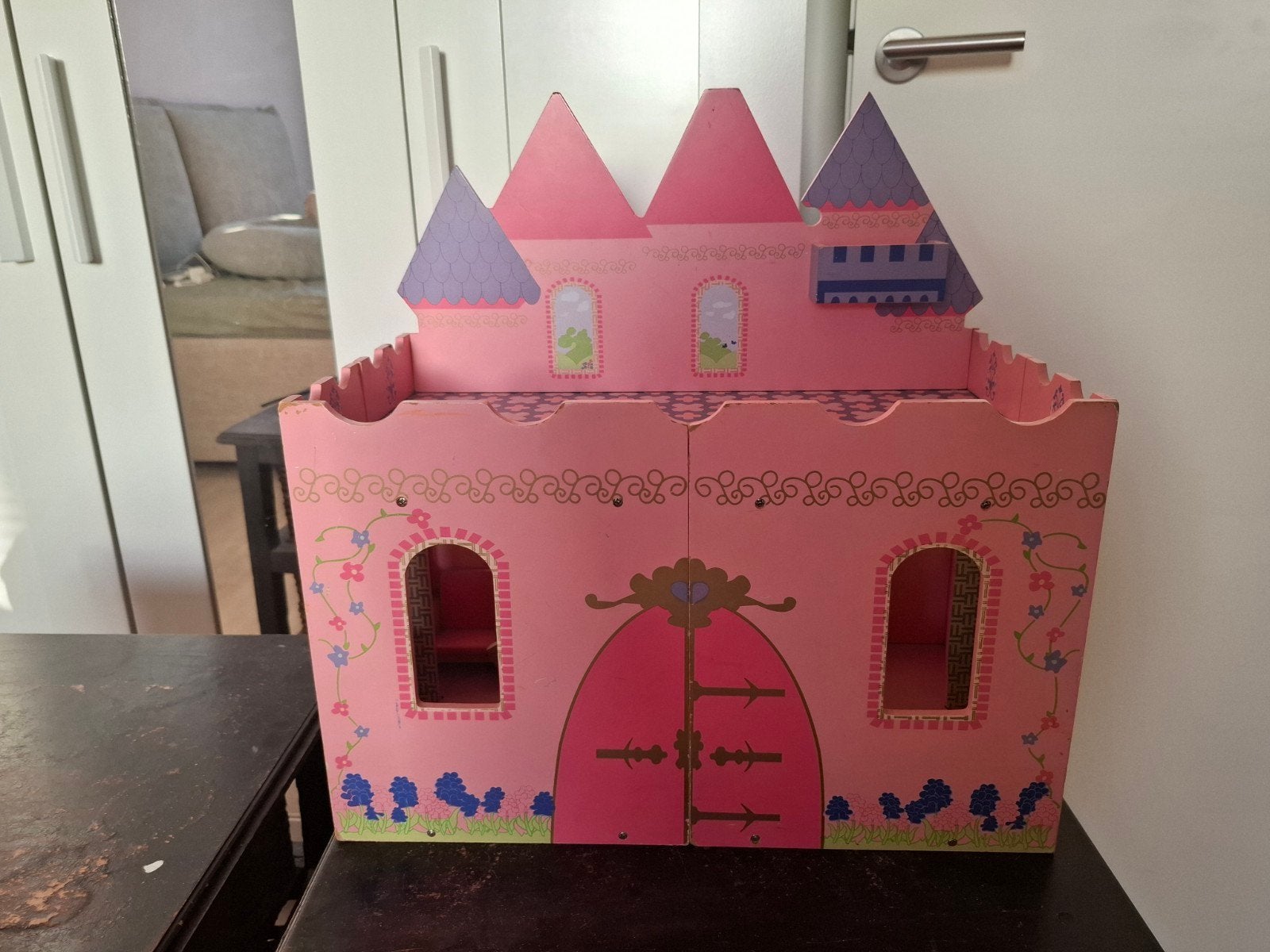 Houten poppenhuis met meubels, Kinderen en Baby's, Ophalen, Gebruikt, Poppenhuis