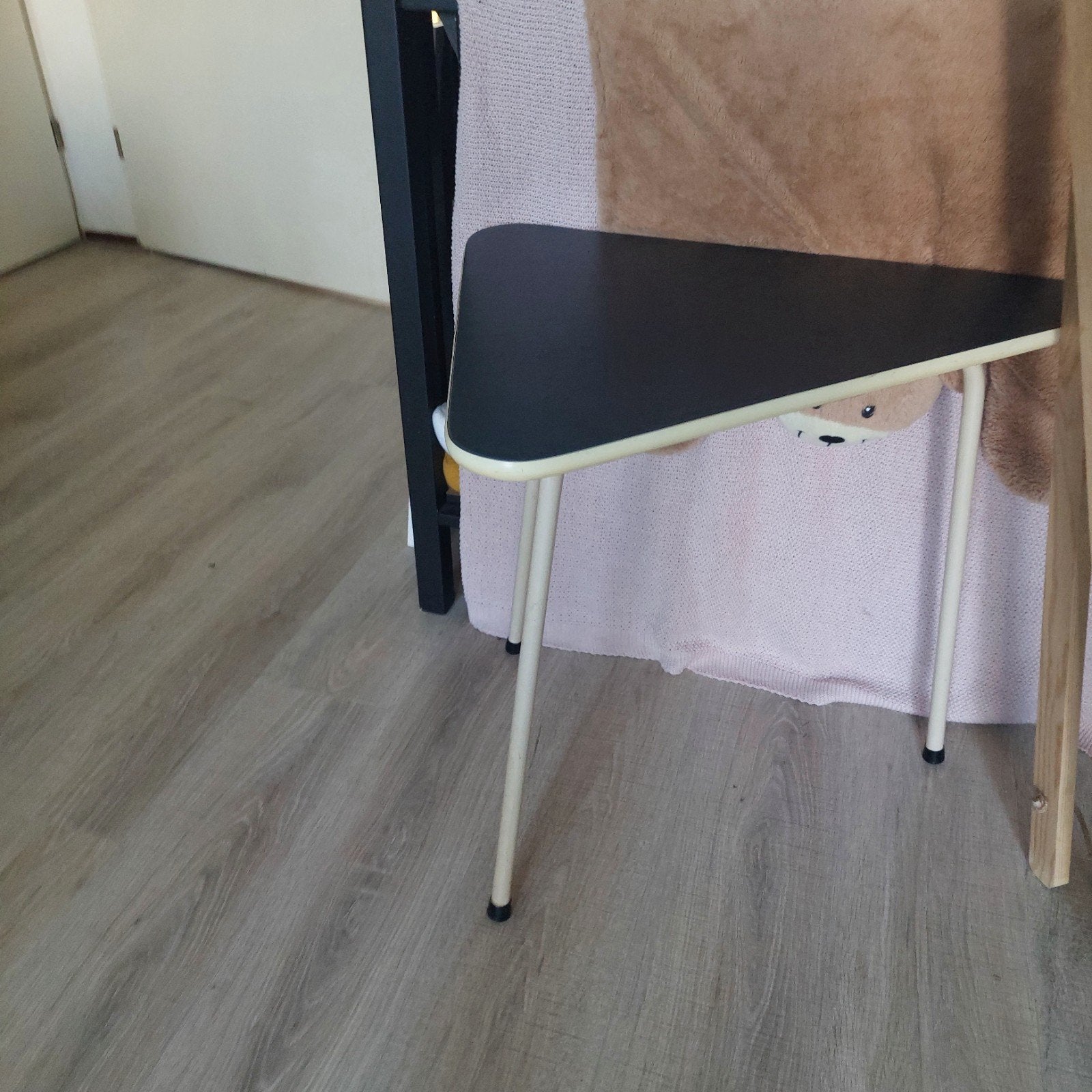 Retro tafeltje, Ophalen, Minder dan 55 cm, Gebruikt, Ovaal