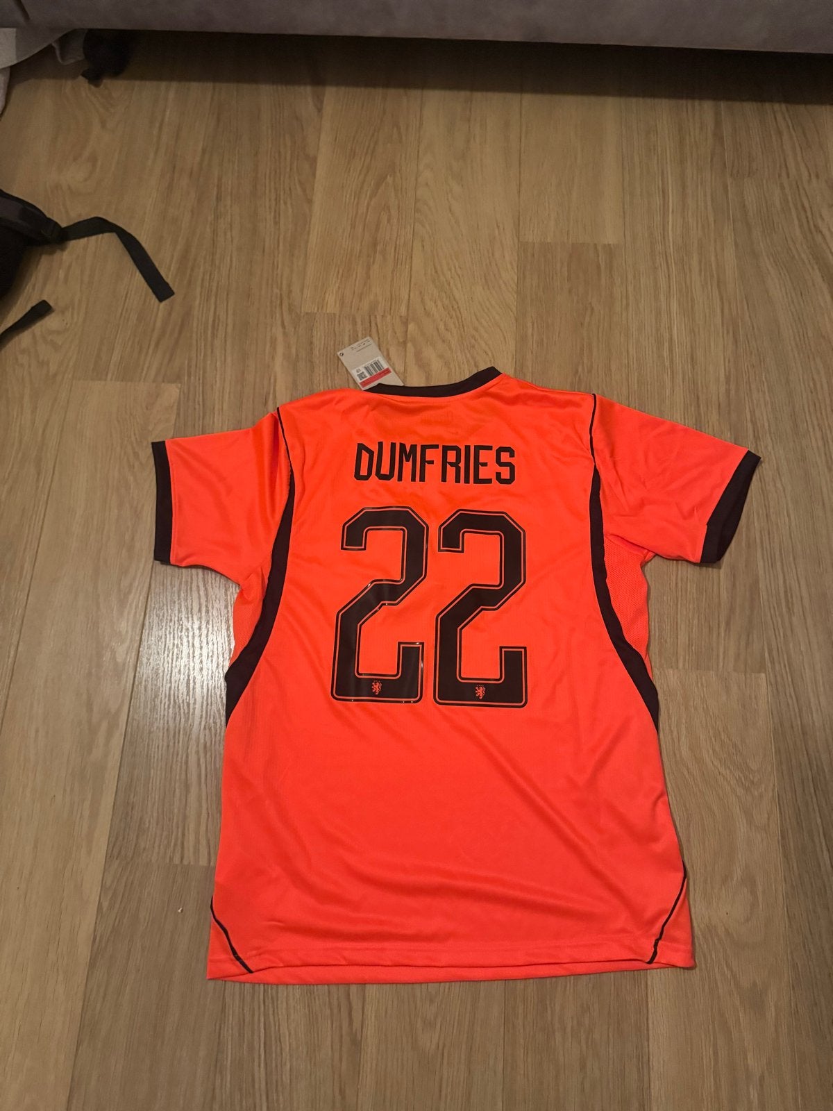 Nike Oranje Thuisshirt Denzel Dumfries 22 Maat L Nieuw, Maat L, Verzenden, Nieuw, Shirt