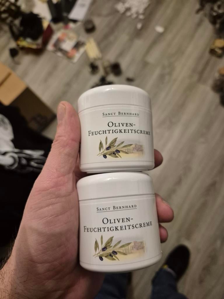 Sanct Bernhard Oliven-Feuchtigkeitscreme (2x100ml), Ophalen of Verzenden, Nieuw, Gehele gezicht, Verzorging