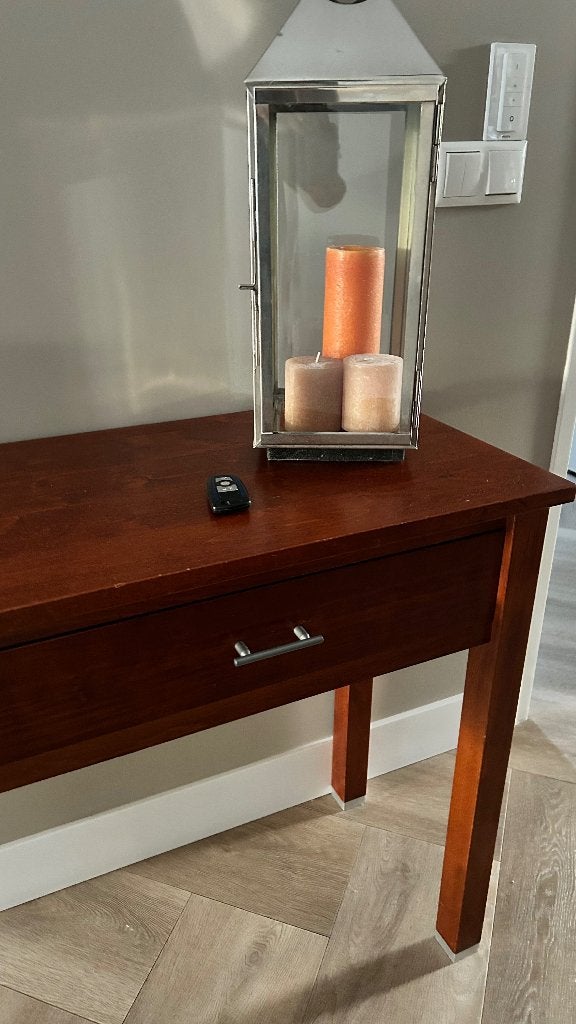 Mooie sidetable, Huis en Inrichting, Tafels | Sidetables, Ophalen, 100 tot 150 cm, Strak, kan in modern en klassiek interieur.