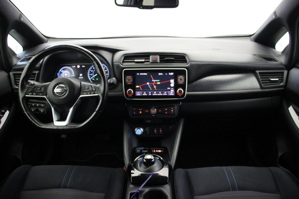 Foto 2 van Nissan LEAF E+ N-Connecta 62 kWh - Carplay, Camera, Adapt. C
