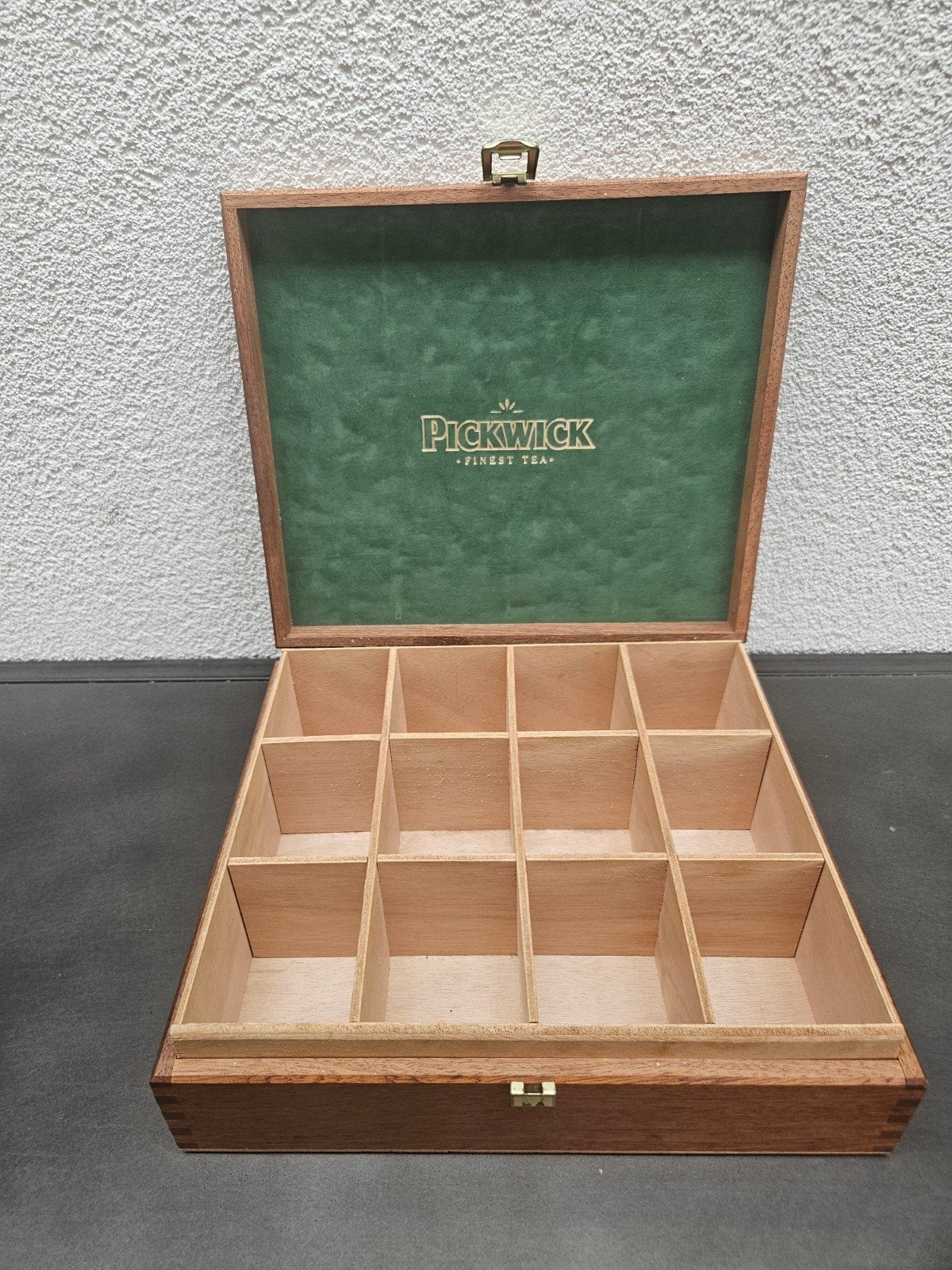 Pickwick theedoos met 12 vakken, hout,, als nieuw, Hout, Ophalen of Verzenden, Zo goed als nieuw, Theedoos