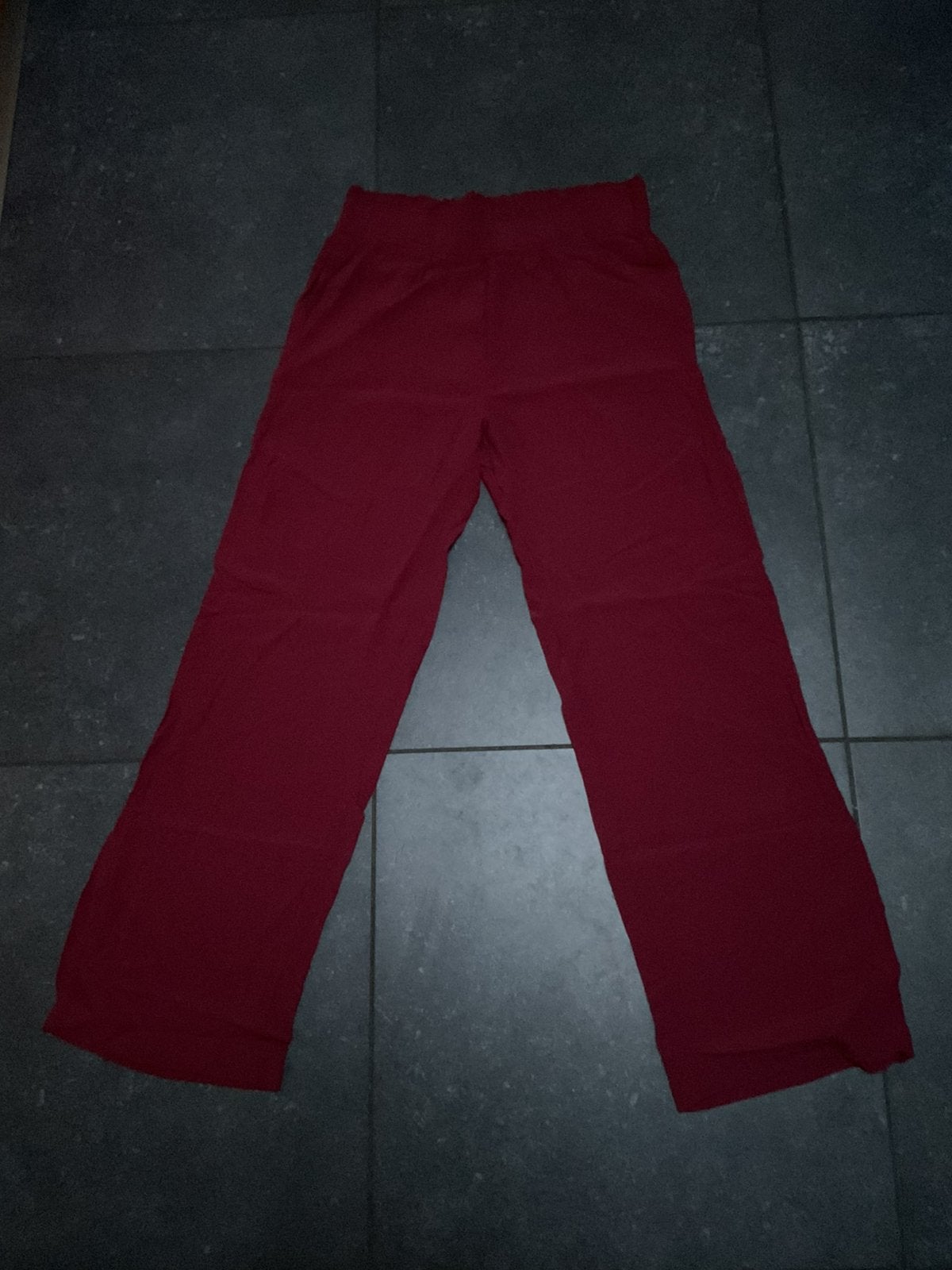 Bordeaux rode By-Bar broek L, Kleding | Dames, Broeken en Pantalons, Maat 42/44 (L), Ophalen of Verzenden, Zo goed als nieuw, Lang
