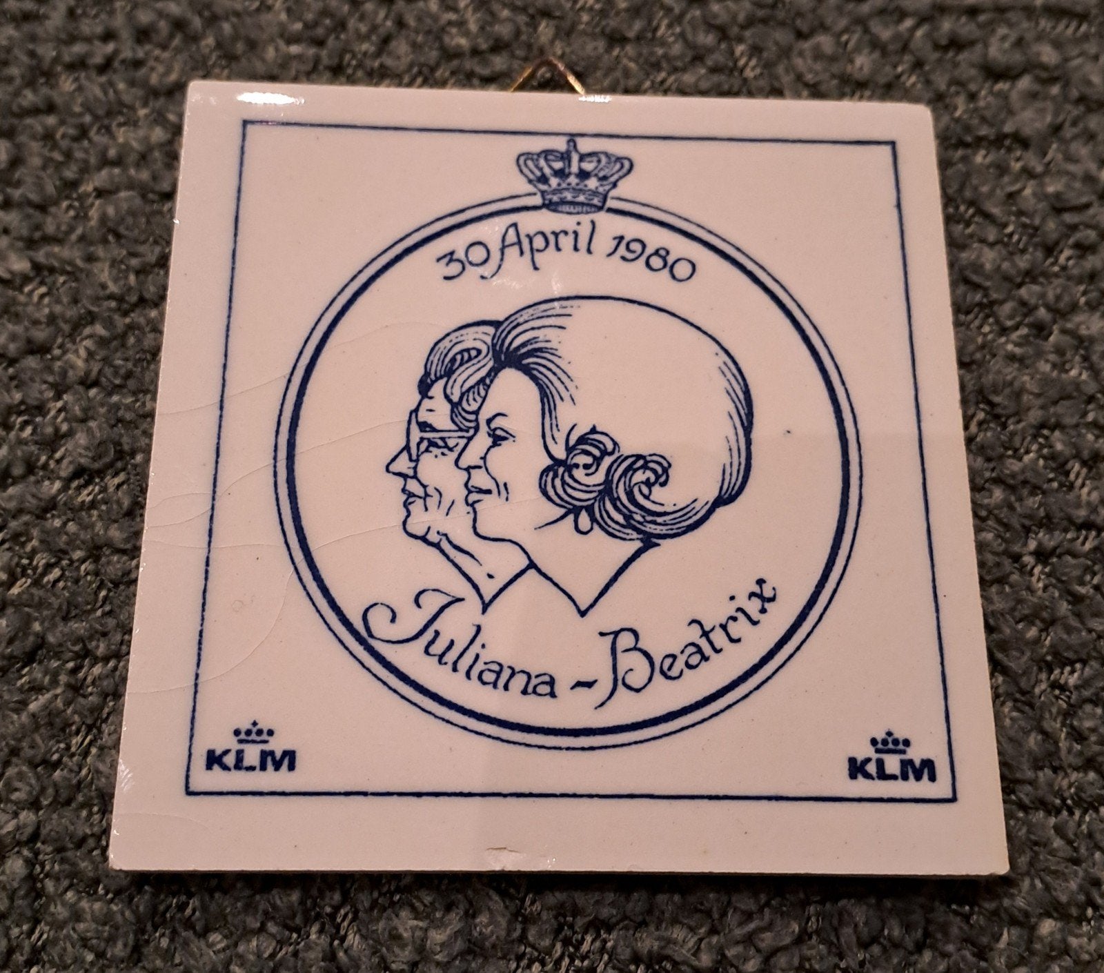 Kleine tegel Juliana en Beatrix 1980, Ophalen of Verzenden, Zo goed als nieuw, Nederland, Overige typen