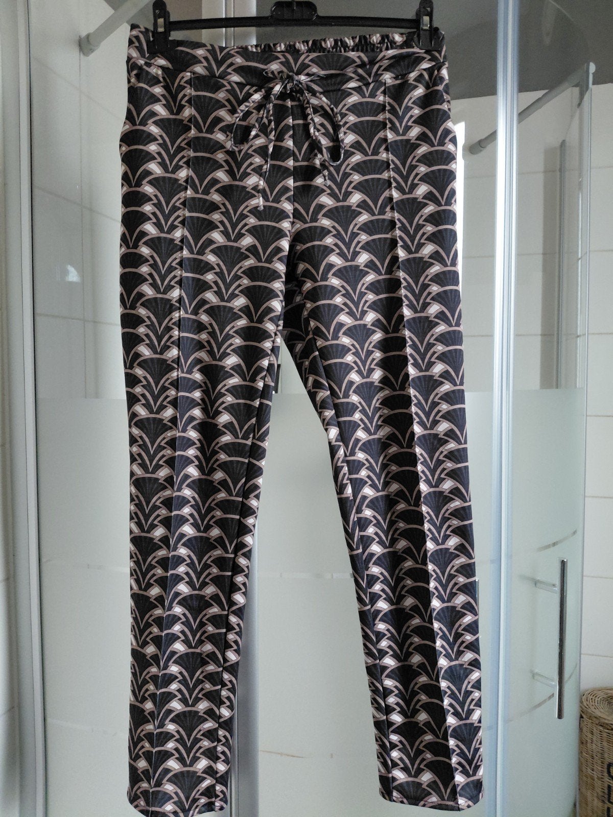 Broek met grafische print, Kleding | Dames, Zwart, Maat 42/44 (L), Pescara, Ophalen of Verzenden