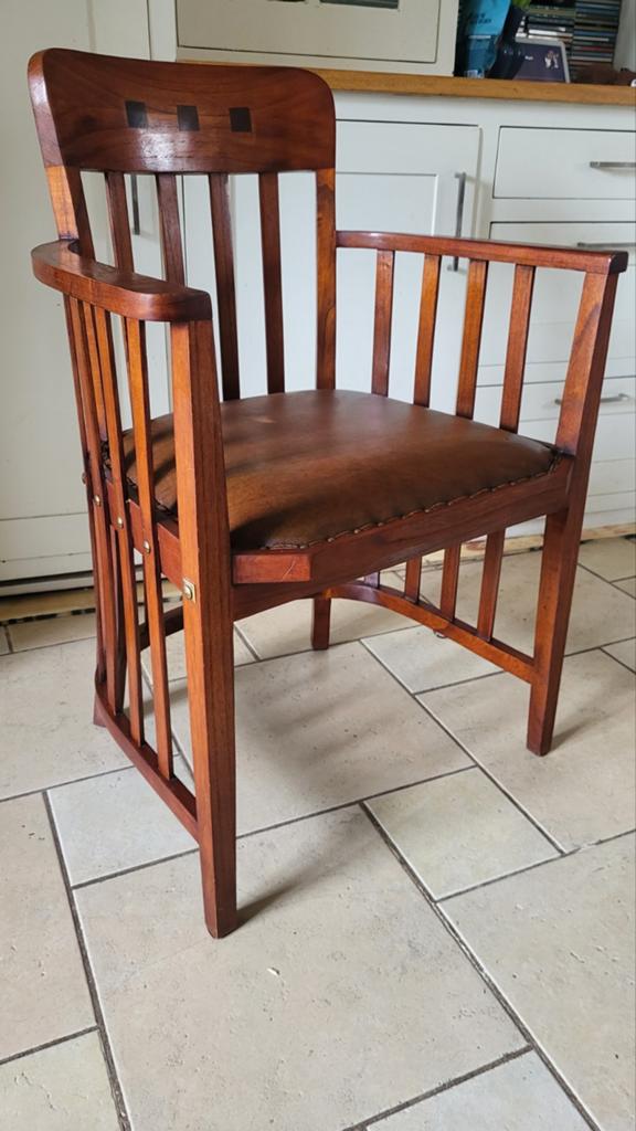 Bijzondere vintage Globe wernicke stoel met leer gemerkt, Huis en Inrichting, Stoelen, Ophalen, Gebruikt, Bruin, Leer