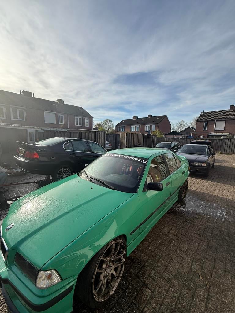 E36 widebody, Auto-onderdelen, Ophalen