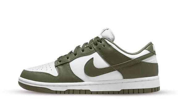 Nike Dunk Low Medium Olive - Gloednieuw Maat 39, Ophalen of Verzenden, Nieuw, Groen, Sneakers of Gympen