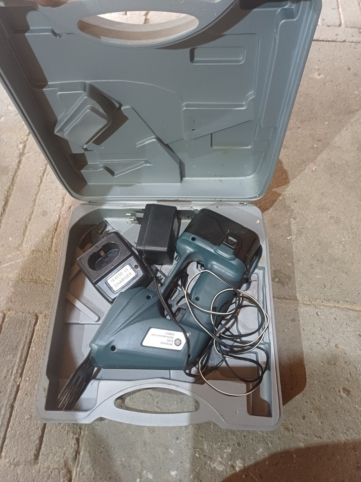 Kantentrimmer, Ophalen, Gebruikt, 1200 watt of meer, Overige typen