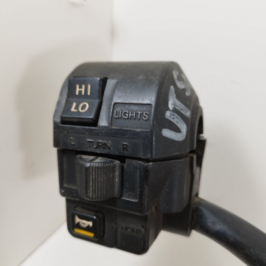 Honda VT500C vt500 VT 500 stuurschakelaar links, Motoren, Onderdelen | Honda, Niet ingevuld, Gebruikt, Niet ingevuld, Ophalen of Verzenden