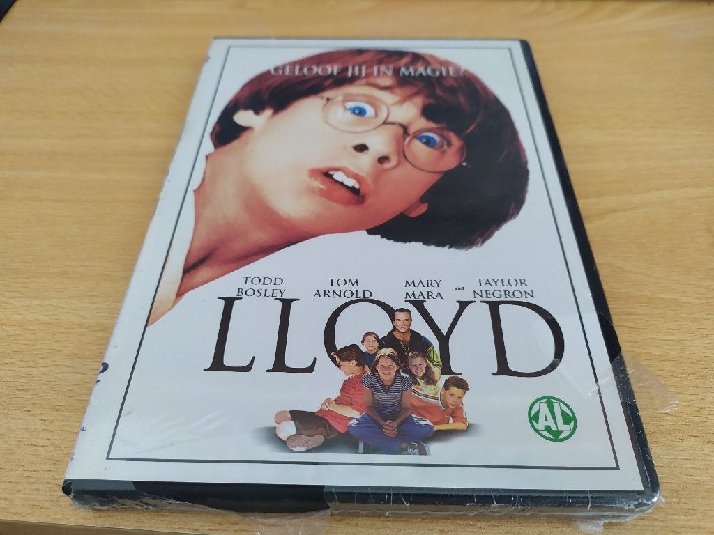 Lloyd, Vanaf 6 jaar, Ophalen of Verzenden, Zo goed als nieuw, Actiekomedie